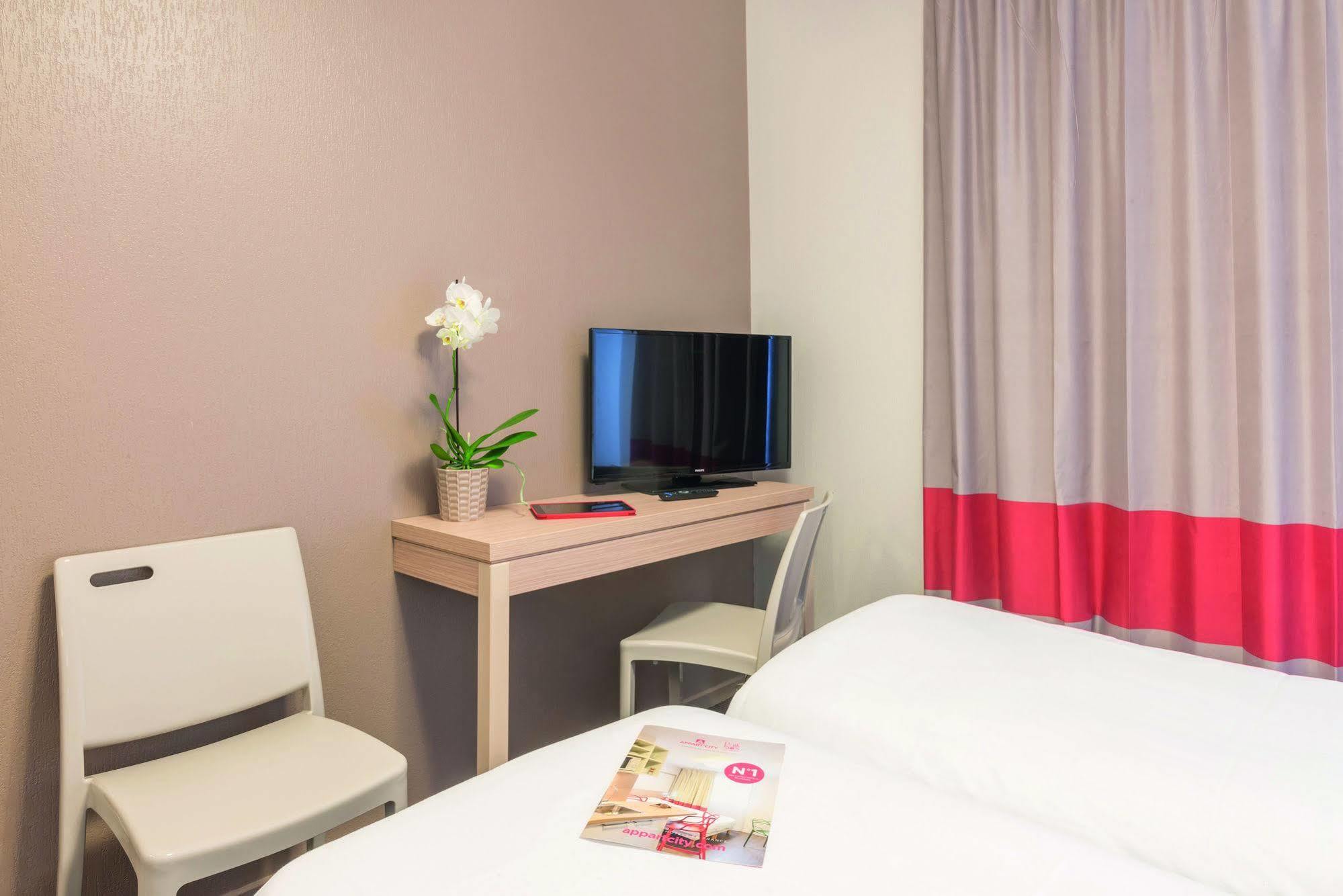 Appart'city Classic Quais De Loire Aparthotel Nantes
